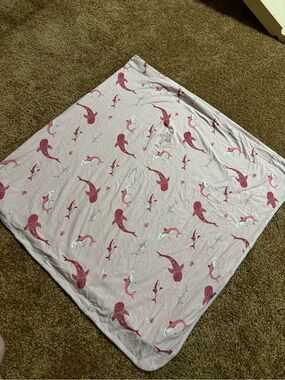 Kyte Baby Bamboo Pink Shark Baby Blanket
